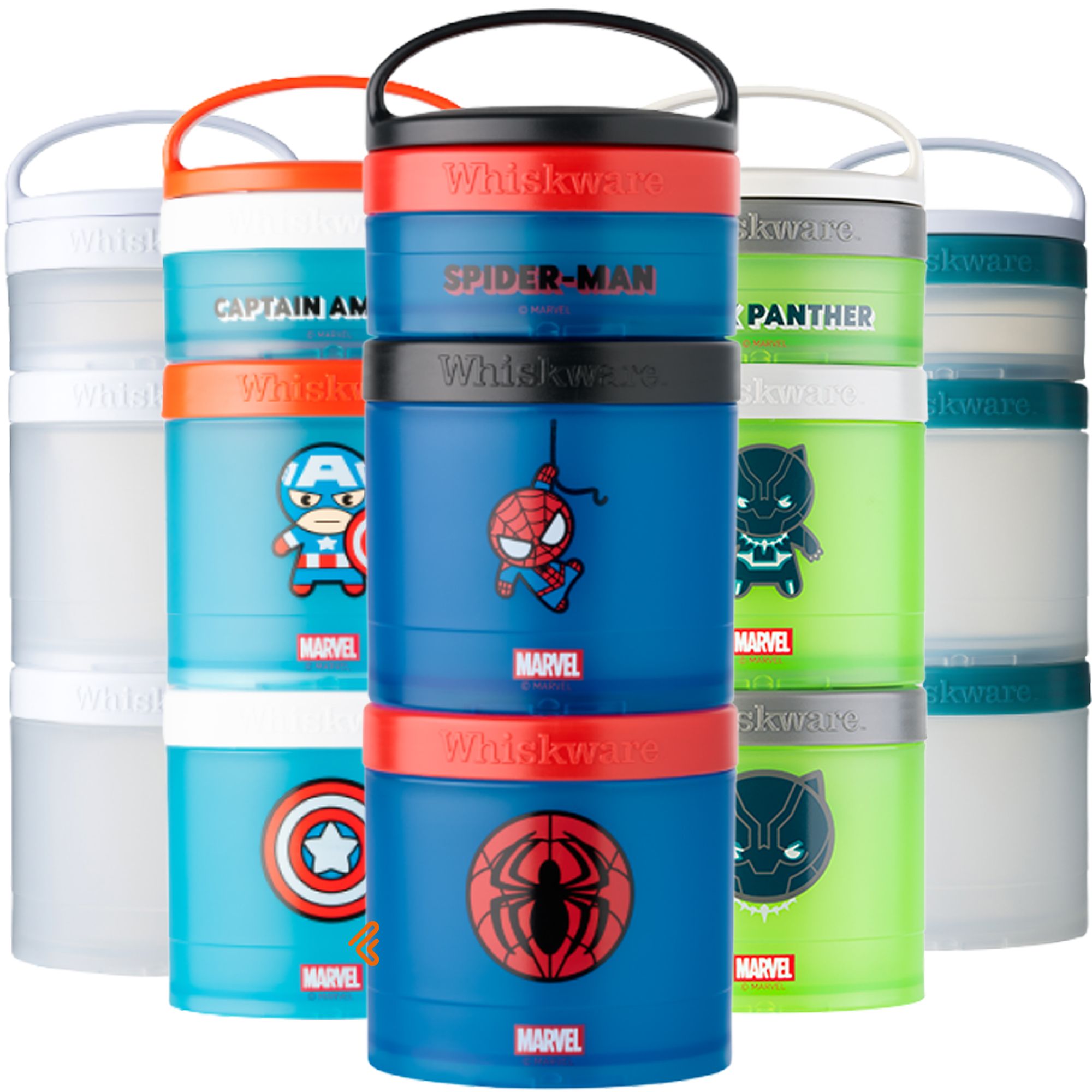 Mehrere Snackbehälter mit Griff. Blaue, grüne und weiße Behälter mit Marvel-Figuren und dem Schriftzug Whiskware.