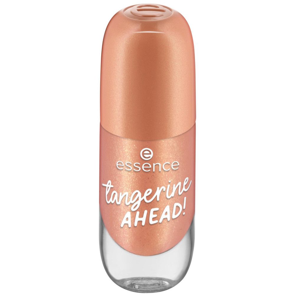 Nagellackflasche mit orangefarbenem Inhalt. Der Schriftzug "essence" und "tangerine AHEAD!" sind zu sehen.