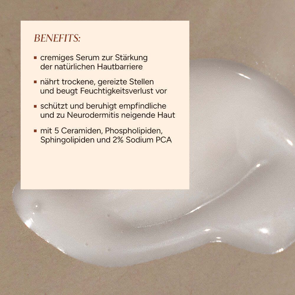 Textfeld mit Aufzählungspunkten. Themen: cremiges Serum, Stärkung der Hautbarriere, trockene Stellen, Feuchtigkeitsverlust, Neurodermitis. Inhaltsstoffe.