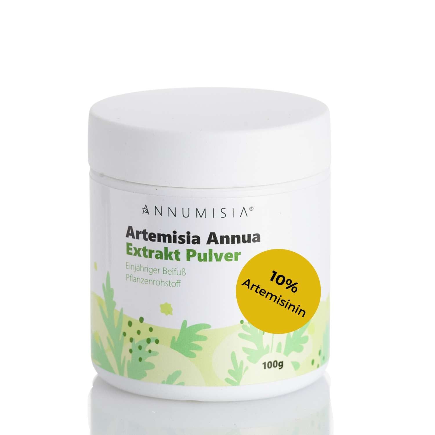 Weißes Pulver in Dose. Aufschrift: ANNUMISIA® Artemisia Annua Extrakt Pulver, 100g. Gelber Aufkleber: 10% Artemisinin.