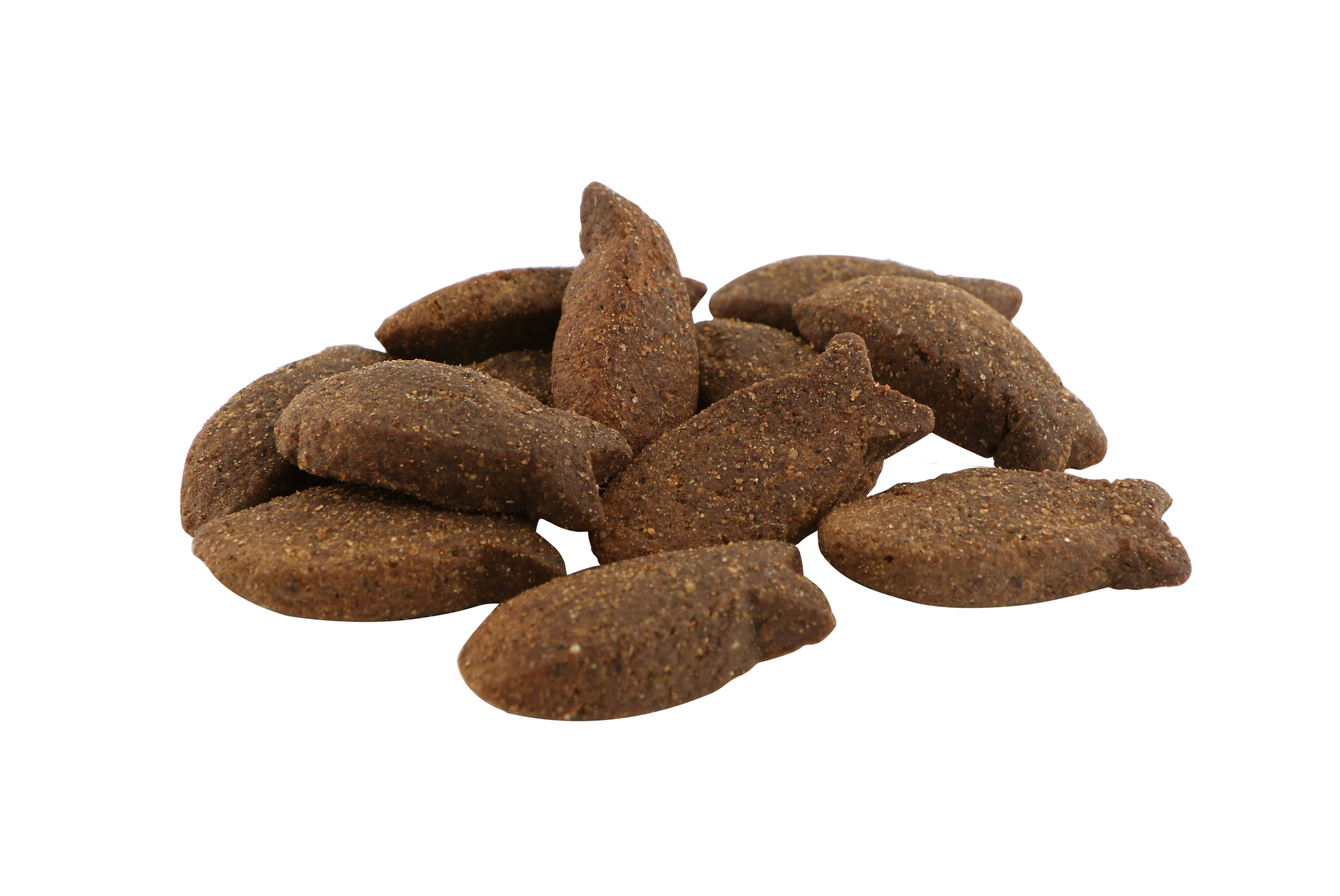 Haufen von braunen, fischförmigen Leckerlis. Einzelne Stücke sind sichtbar. Keine Verpackung oder Kontext.