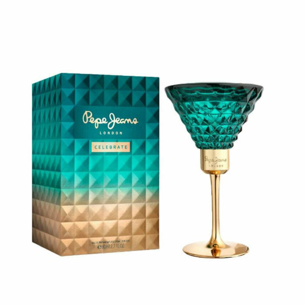 Pepe Jeans Celebrate Eau de Parfum Flakon in Cocktailglas-Form mit goldenem Stiel und Sockel.