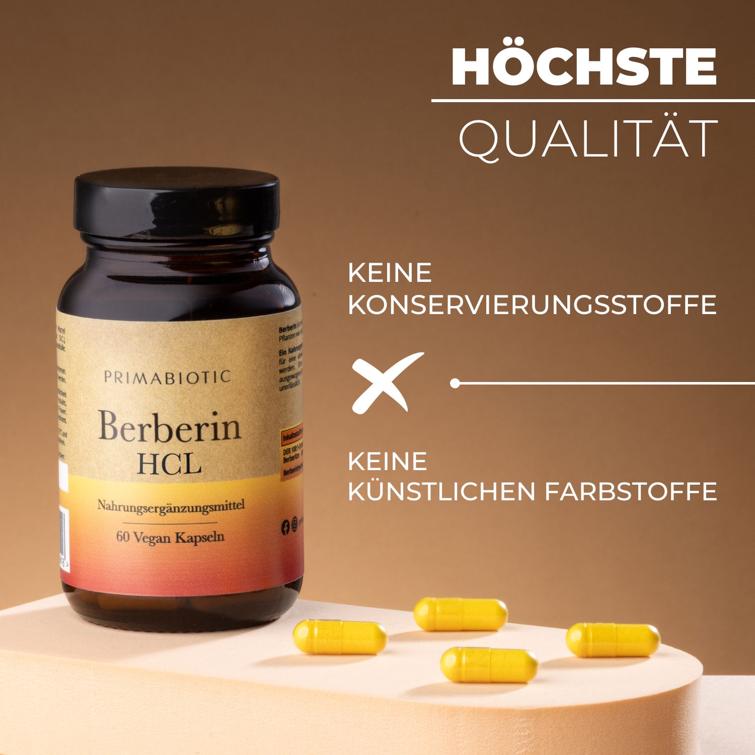 Braune Flasche mit schwarzem Deckel. Etikett mit "PRIMABIOTIC", "Berberin HCL", "60 Vegan Kapseln". Gelbe Kapseln.