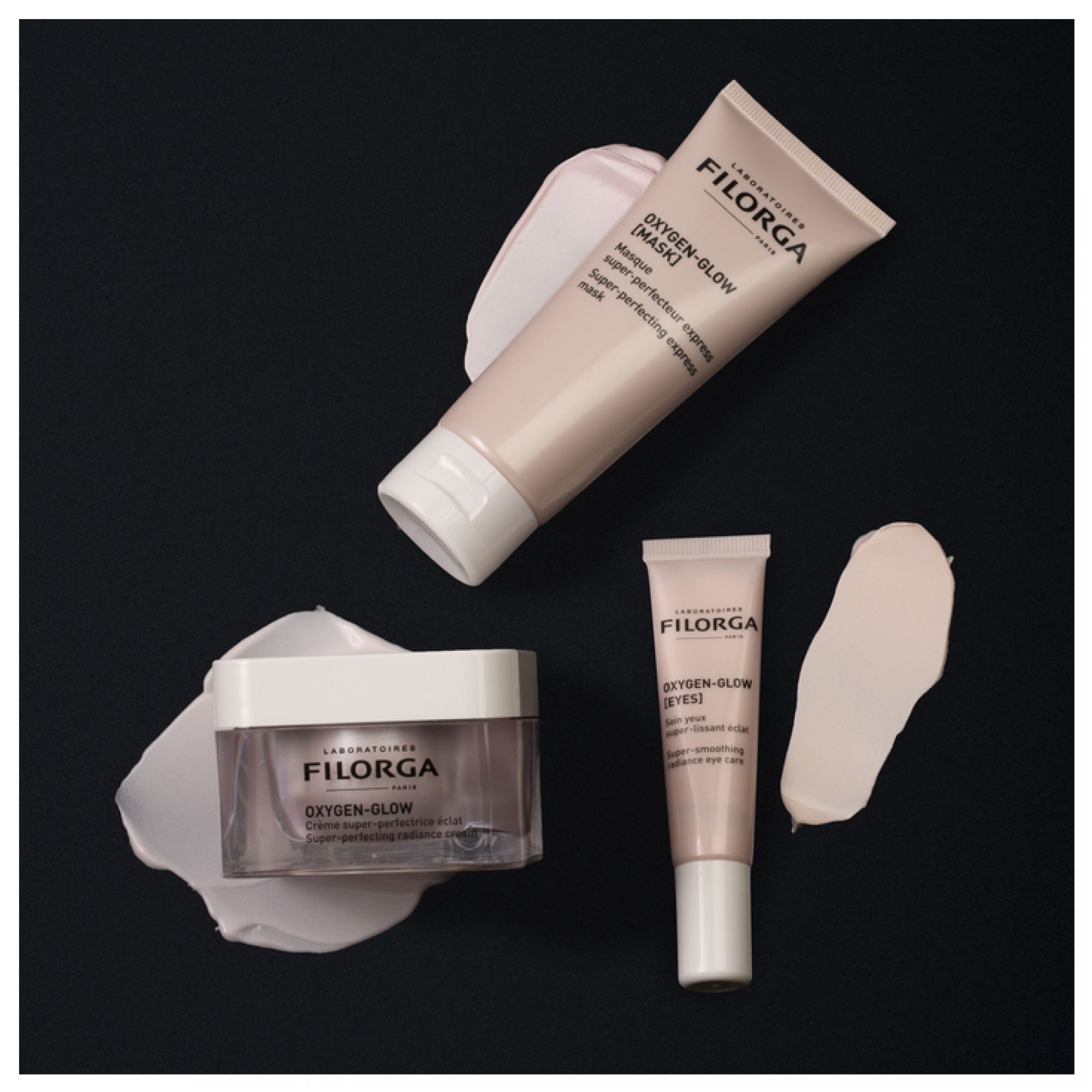 Filorga Oxygen-Glow Super-Perfecting Radiance Cream in einem transparenten Tiegel.