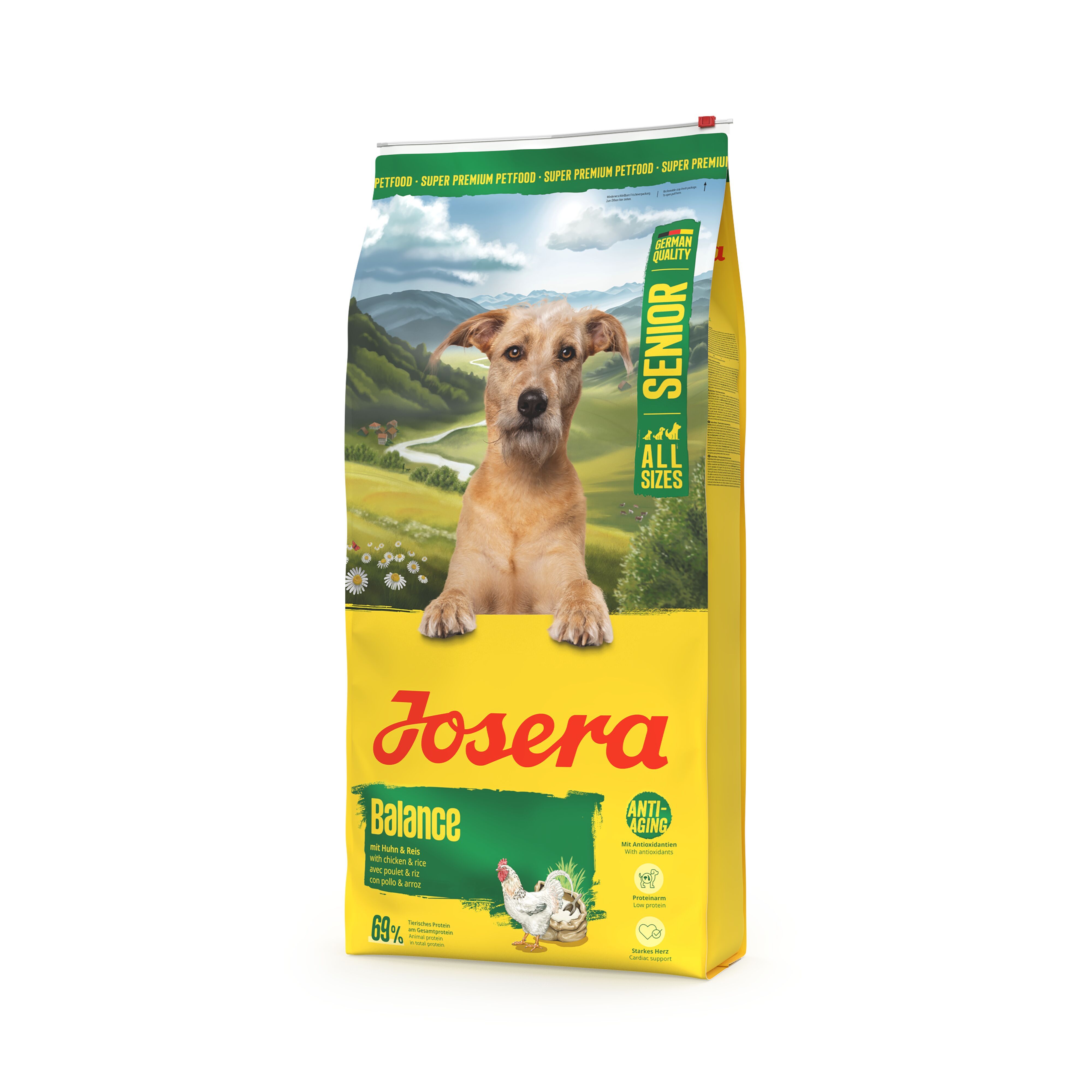 Gelber Beutel mit Hund, Landschaft und Text. "JOSERA Senior Balance" und "Anti-Aging" sind sichtbar.