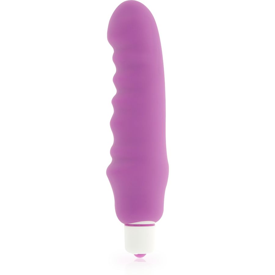Lila Silikon-Vibrator mit geriffelter Oberfläche. Weißer Sockel. Glatte, abgerundete Form.
