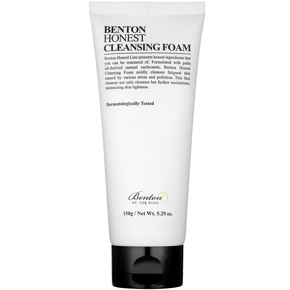 Weiße Tube mit Benton Honest Cleansing Foam, 150g.