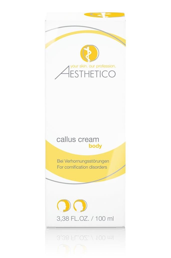 Scatola bianca con dettagli gialli. Scritto: Aesthetico, Callus Cream body, Bei Verhornungsstörungen. 3,38 FL.OZ. / 100 ml.