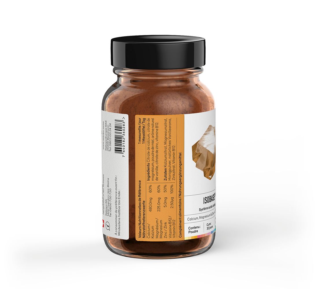 Rückansicht einer braunen Glasflasche mit schwarzem Deckel. Etikett mit Nährwertangaben und Inhaltsstoffen. Swiss Quality Label.