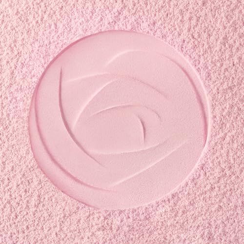 Rosa Puder mit eingeprägtem Muster. Auf rosa Hintergrund.