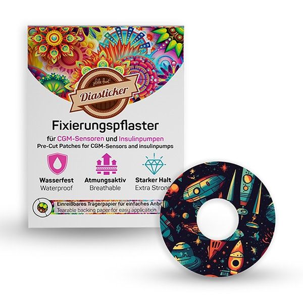 Fixierpflaster mit Weltraum-Design. Verpackung mit Produktnamen Diasticker. Eigenschaften: wasserfest, atmungsaktiv, starker Halt.