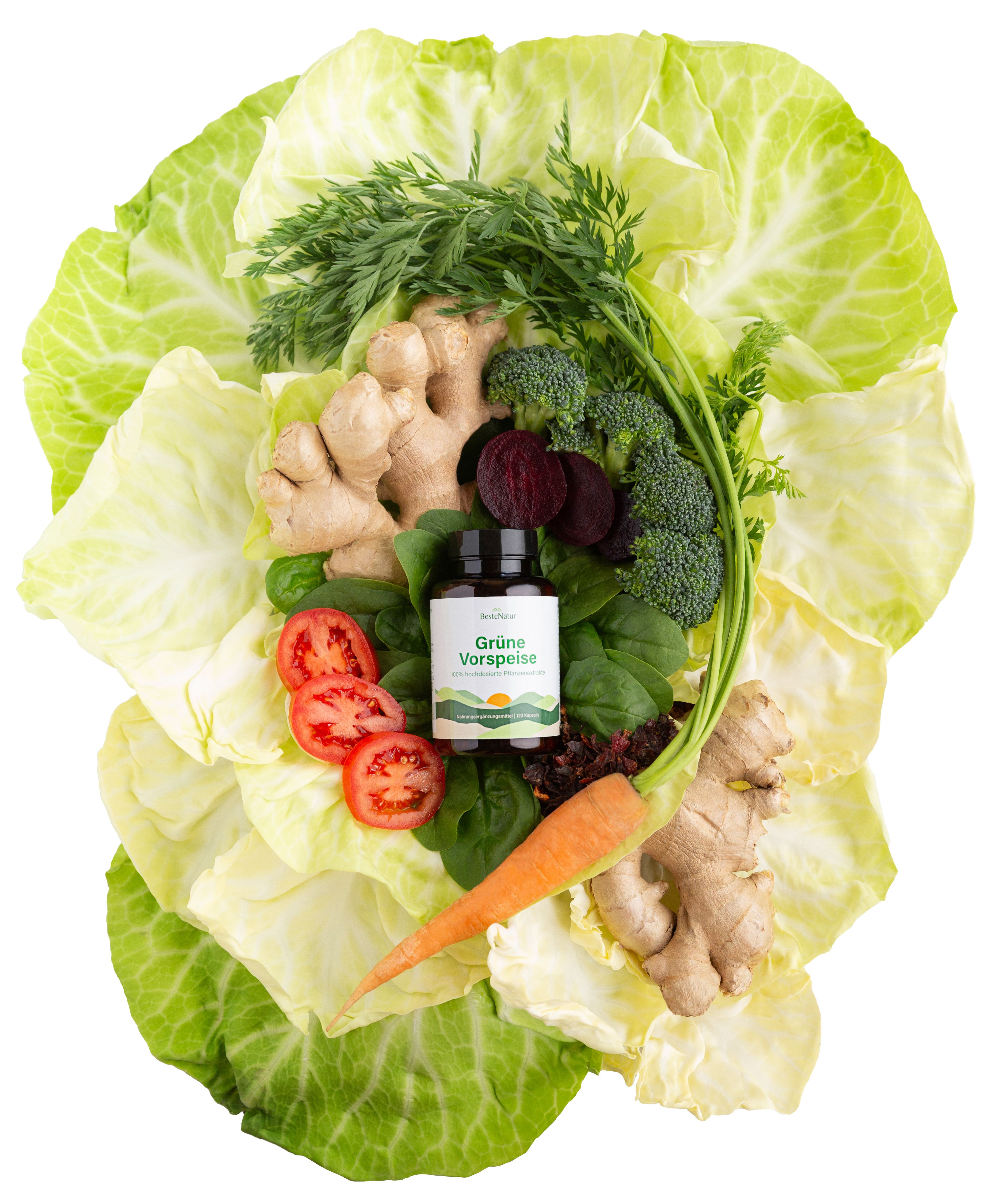 Dunkle Flasche mit grünem Etikett, umgeben von frischem Gemüse wie Kohl, Karotten, Brokkoli, Tomaten, Ingwer und Roter Bete.