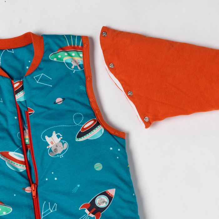 schlummersack Baby Schlafsack mit Füßen ganzjährig in Oeko-Tex Qualität 2.5 Tog 80 cm Space