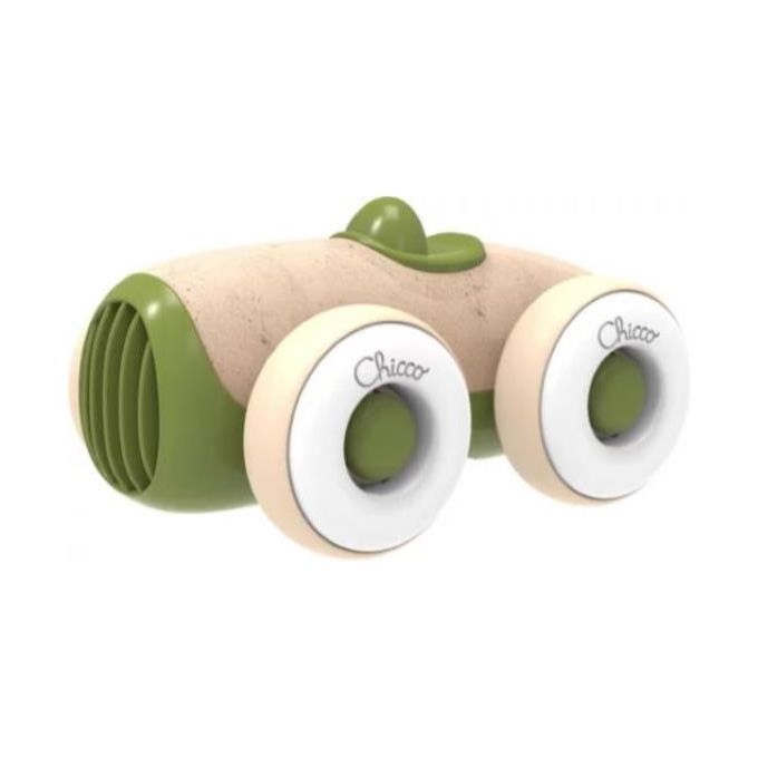 Macchinina giocattolo verde e beige. Ruote con bordo bianco e logo "Chicco".