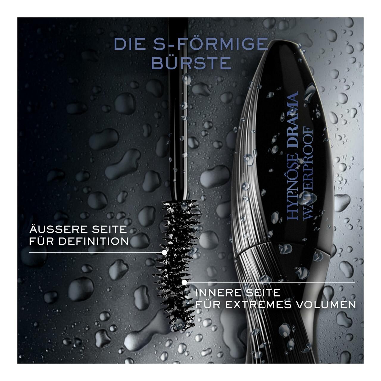 Nahaufnahme der Mascarabürste. Text: S-förmige Bürste. Anweisungen zur Verwendung.