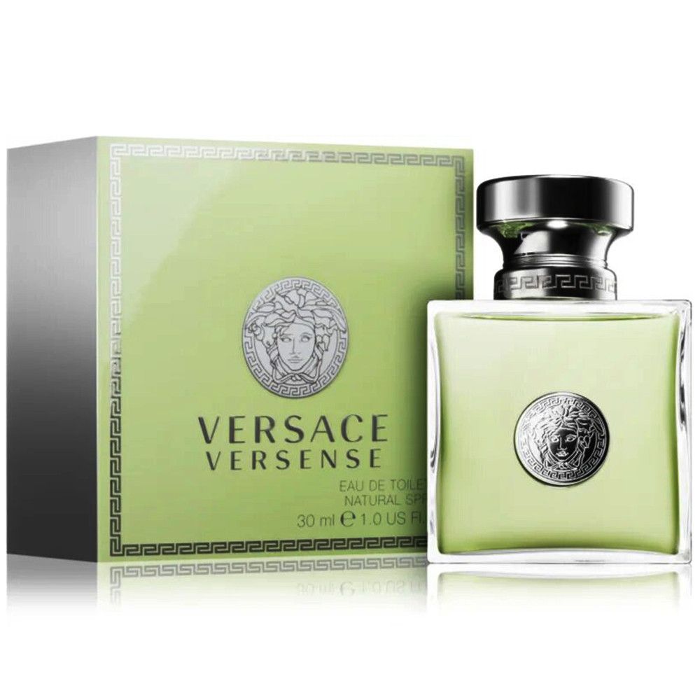 Versace Versense Eau de Toilette Spray. Flakon und Verpackung in Grün. Logo und Schriftzug auf der Verpackung.