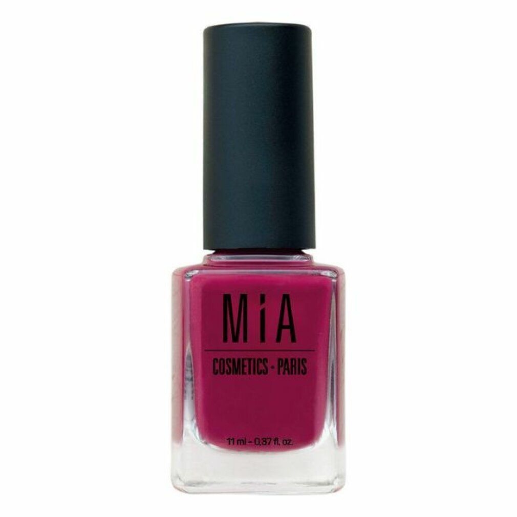 Nagellackflasche mit schwarzem Deckel. Aufschrift: MIA COSMETICS - PARIS. Farbe: Crimson Cherry.