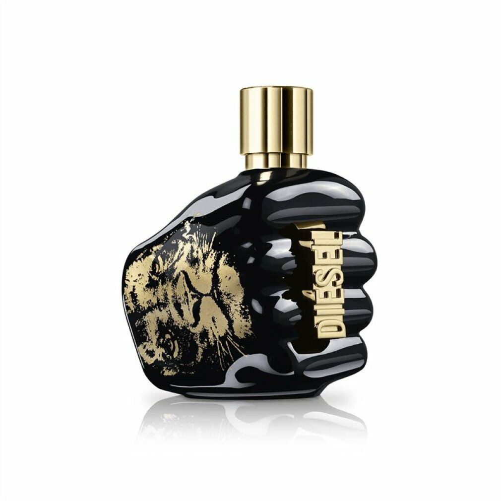 Schwarzer Flakon in Faustform mit goldenen Details. Aufschrift: Diesel.