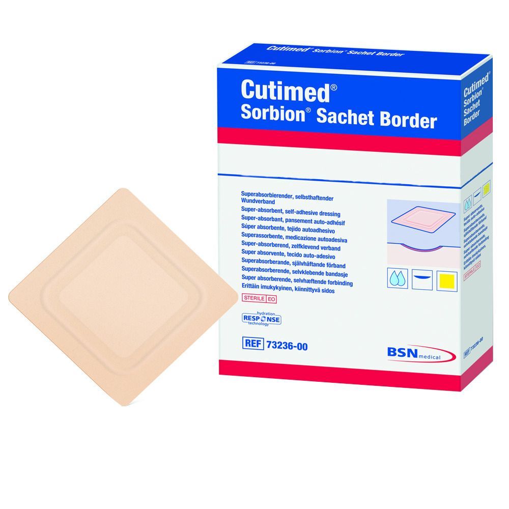 Quadratischer Verband Cutimed Sorbion Sachet Border. Beige, mit abgerundeten Ecken. Aufschrift: REF 73236-00.