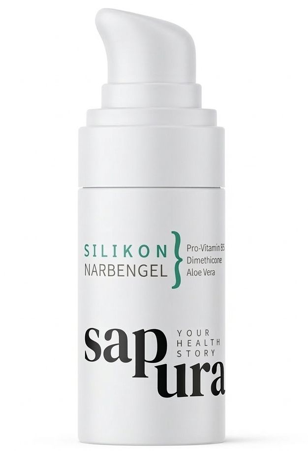 Weiße Flasche mit Pumpkopf. Aufschrift: Silikon Narbengel, Pro-Vitamin B5, Dimethicone, Aloe Vera. Marke: sapura.