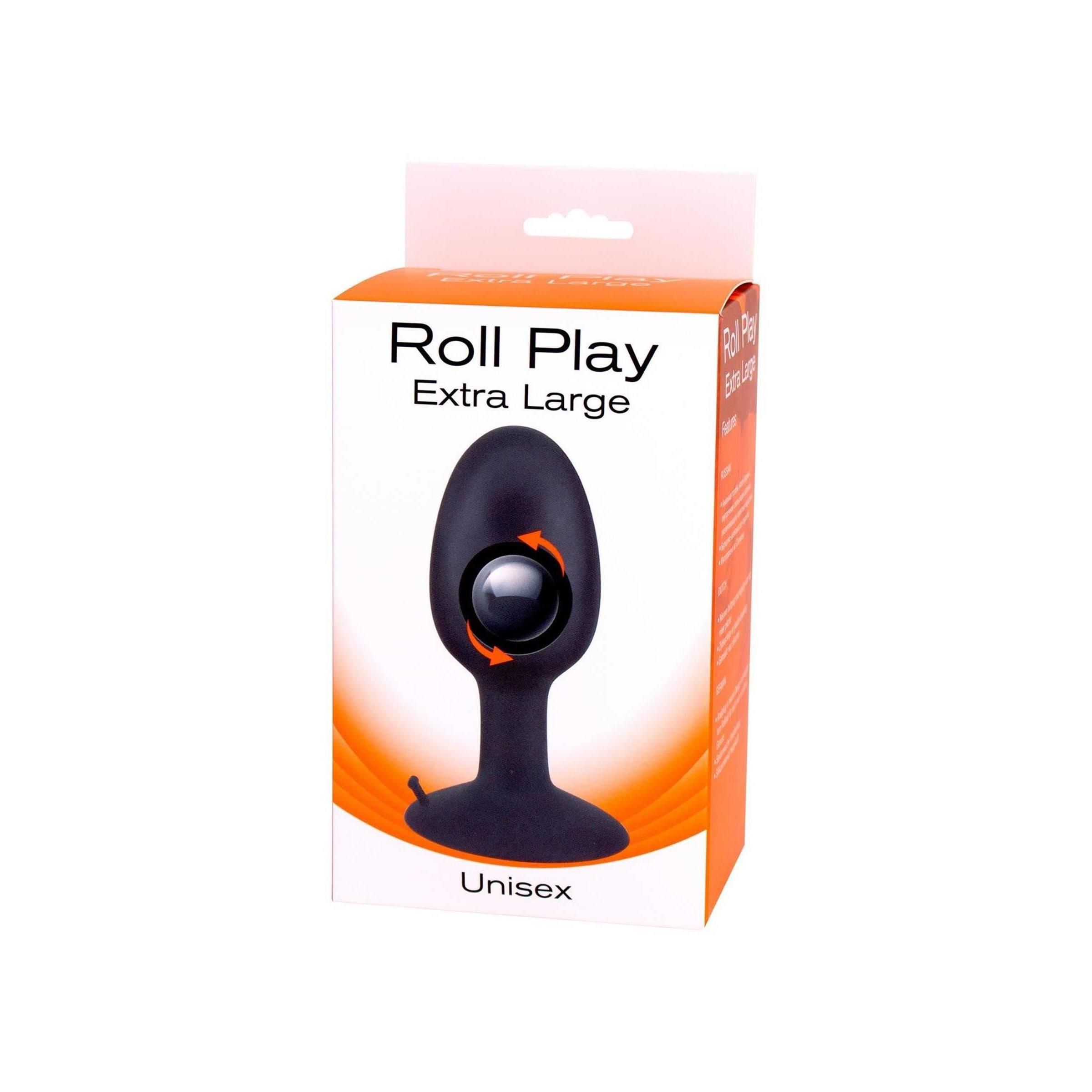 Schwarzes, anatomisch geformtes Produkt in Verpackung. Aufschrift: Roll Play Extra Large. Orangefarbener Hintergrund.