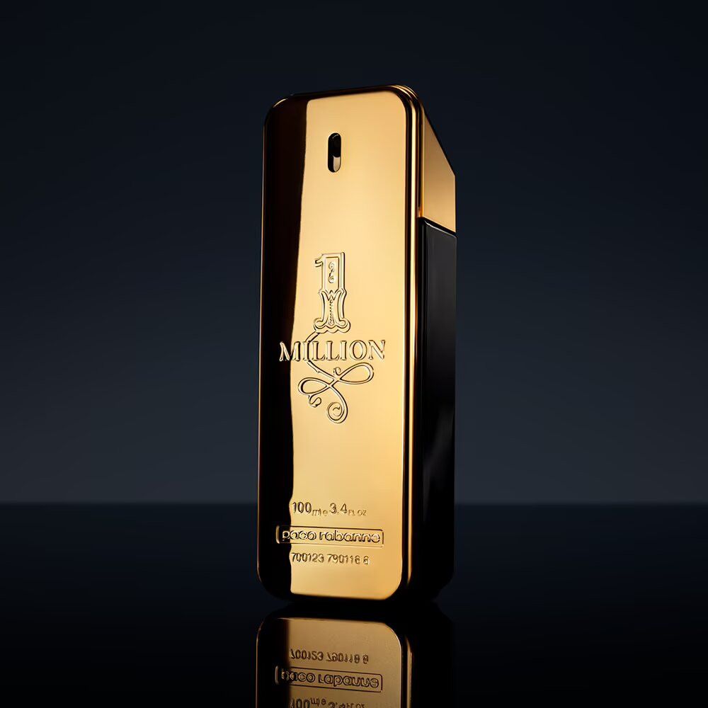 Goldfarbener Flakon von Paco Rabanne 1 Million. Aufschrift: 1 Million, 100ml.