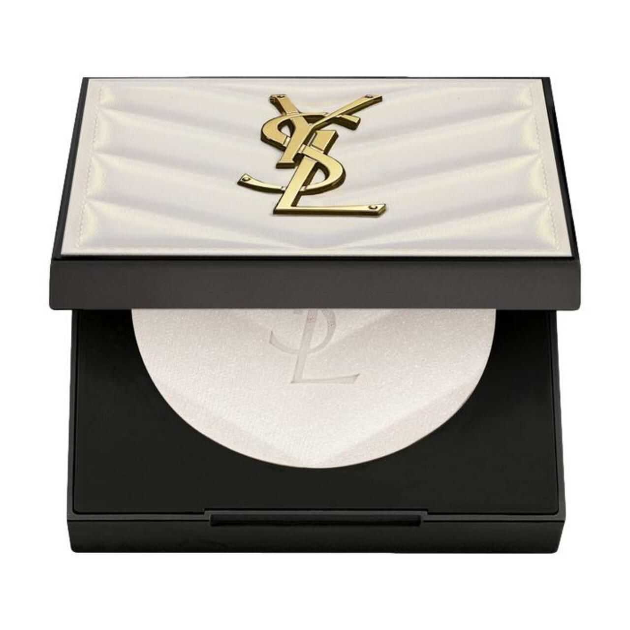 Kosmetik-Highlighter in kompakter, schwarzer Verpackung. Deckel mit goldfarbenem Logo und weißem, gepolstertem Design. Puder mit Logo.