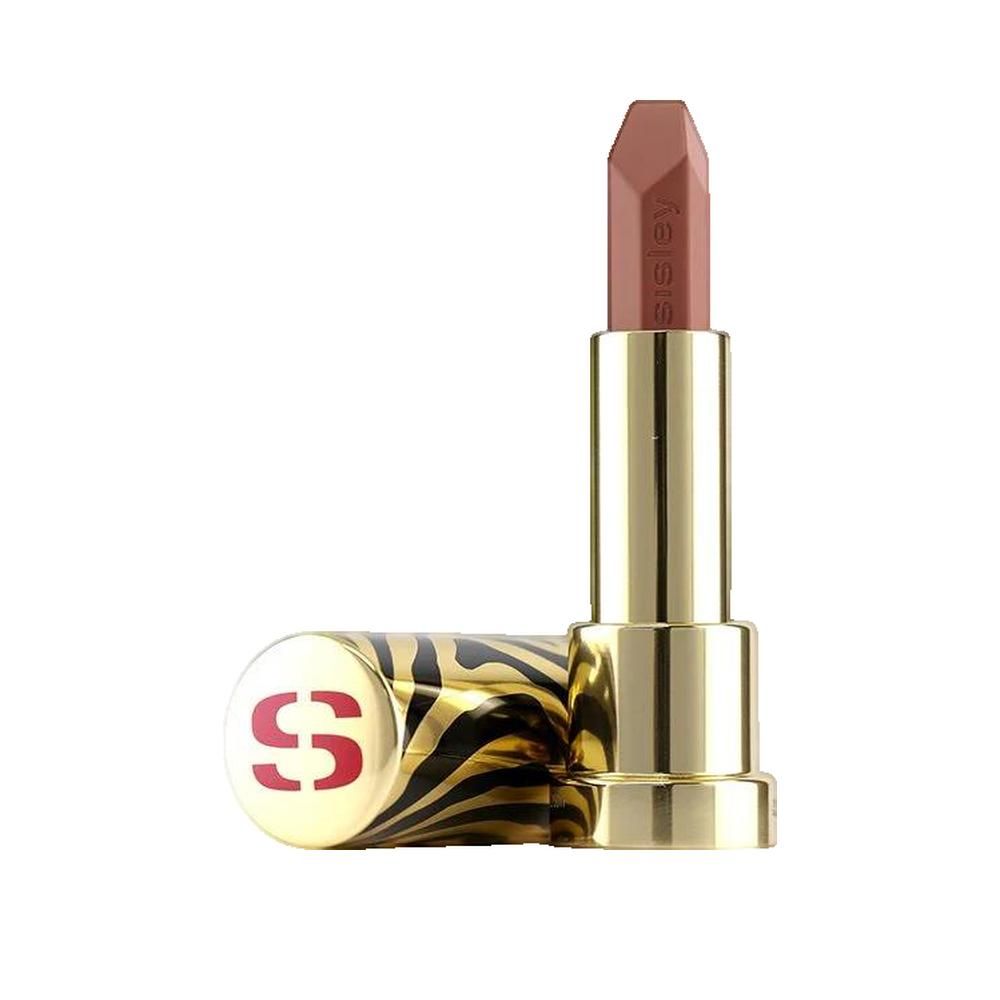 Geöffneter Lippenstift mit goldfarbenem Gehäuse und Zebra-Muster. Der Lippenstift liegt neben der Kappe. Sisley-Logo sichtbar.