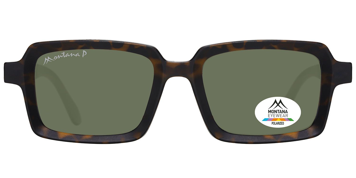 Sonnenbrille mit braunem Rahmen und grünen Gläsern. Auf einem Glas ist ein Aufkleber mit dem Logo von Montana Eyewear angebracht.