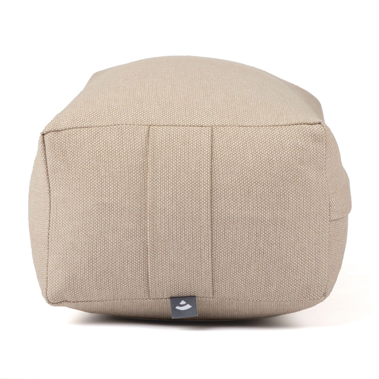 Beige Yoga-Bolster. Dobby-Gewebe. Eckige Form. Logo-Etikett.