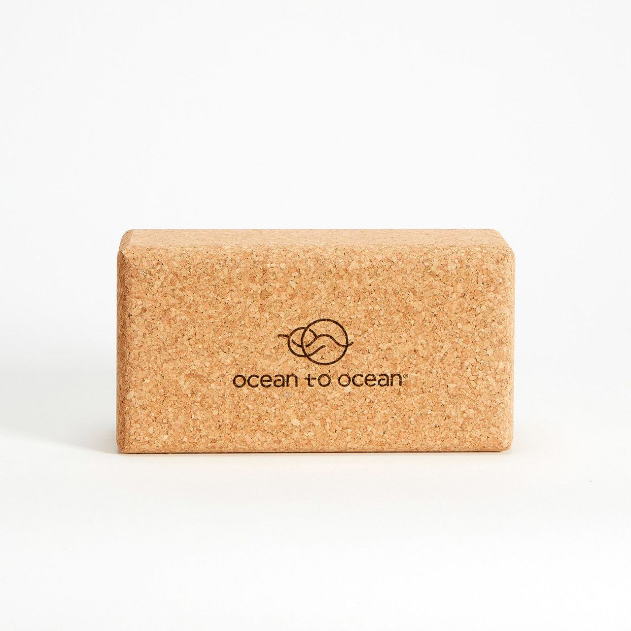 Rechteckiger Yogablock aus Kork, mit Logo "ocean to ocean".