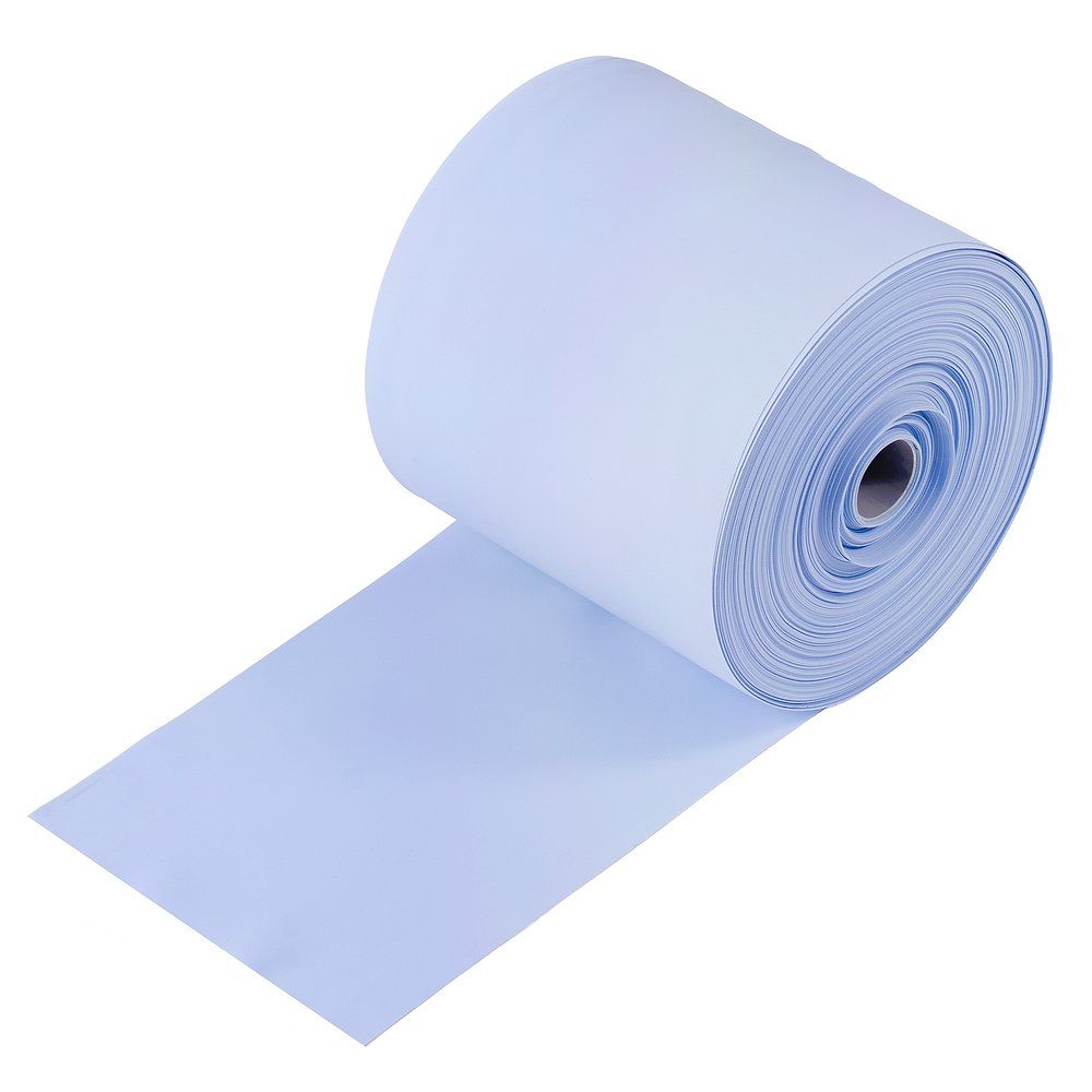 Blaues Fitnessband, gerollt. Bandende abgerollt.