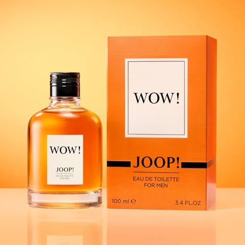 Glasflakon und orangefarbene Verpackung. Flakon mit schwarzem Verschluss. Aufkleber "WOW!" und "JOOP!". Verpackung mit Text.