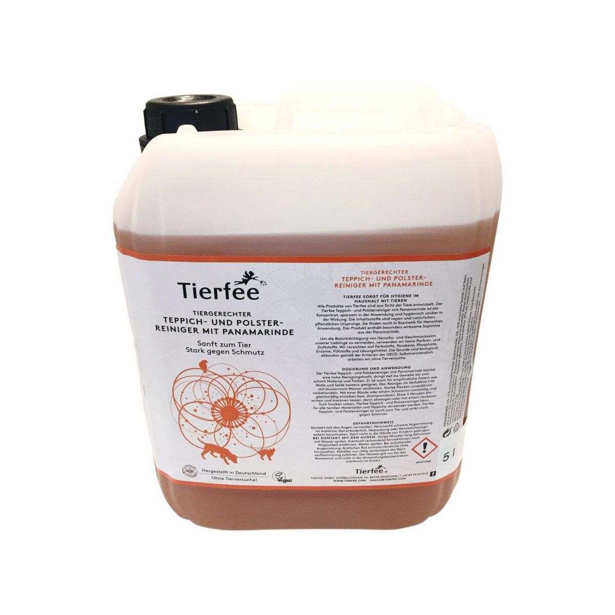 Weißer Kanister mit brauner Flüssigkeit. Aufkleber mit Produktname und Logo. Text: Tierfee, Teppich- und Polsterreiniger.