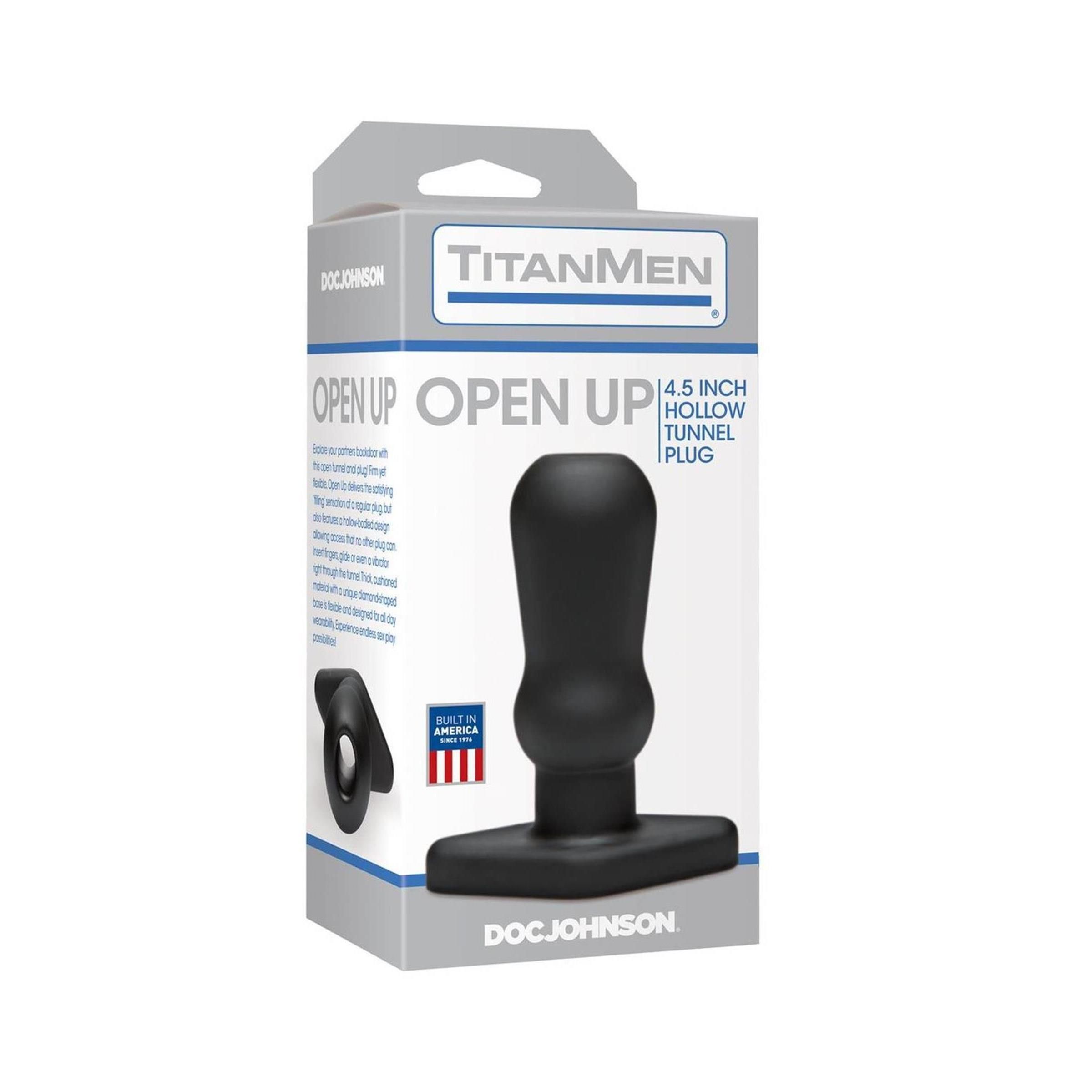 Schwarzer Anus-Plug in Verpackung. Aufschrift: Open Up, 4.5 inch Hollow Tunnel Plug. Marke: Doc Johnson. Verpackung mit Griff.
