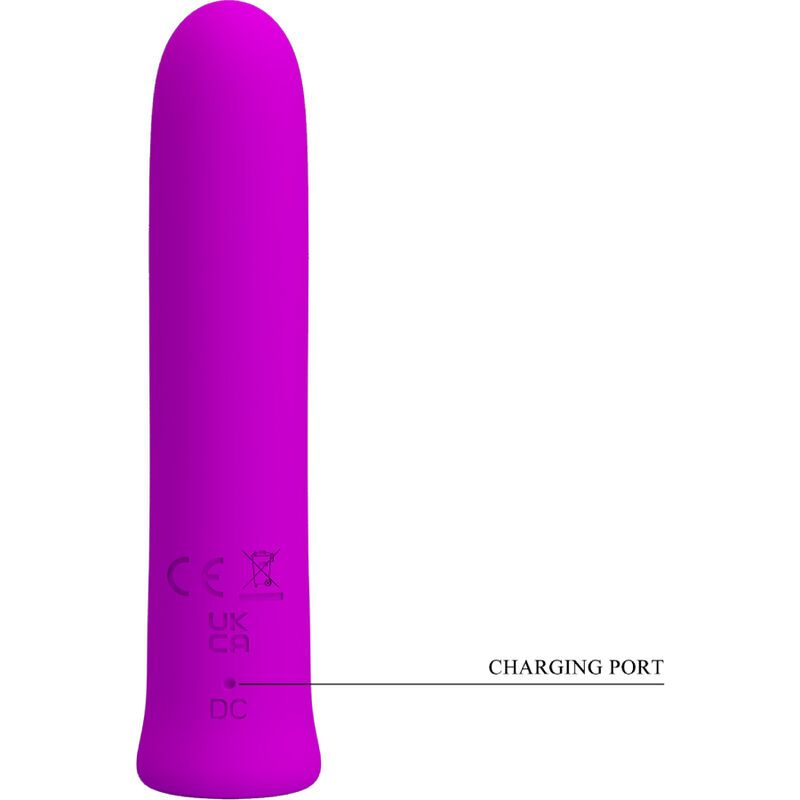 Lila Vibrator. Rückseite mit CE-Kennzeichnung, UK CA und DC-Symbol. Ladeanschluss.