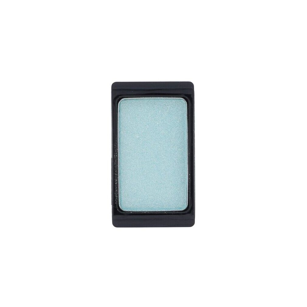 Rechteckiger Lidschatten Duochrome. Hellblauer Farbton. Schwarzer Rahmen.