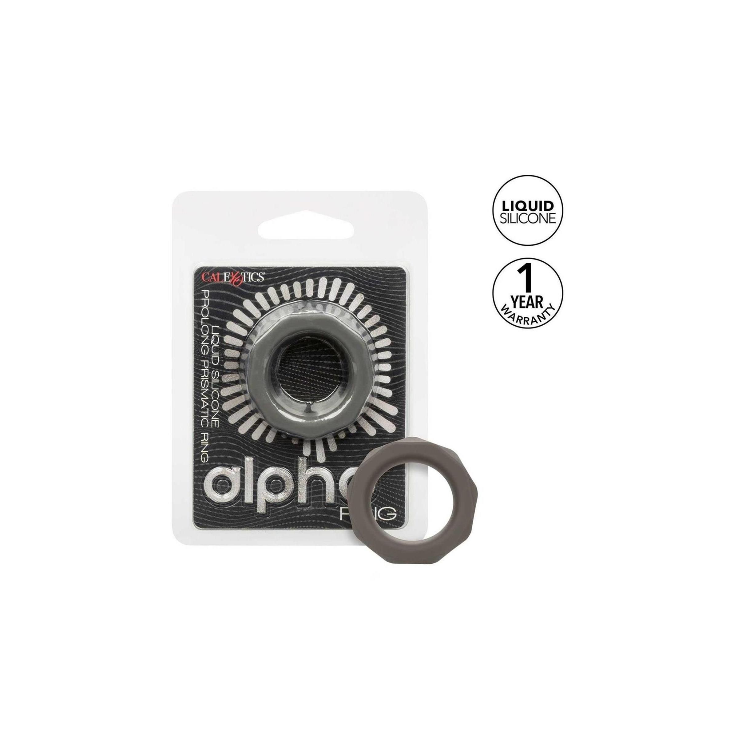 Verpackung mit grauem, prismatischem Ring. Marke CalExotics, Produktname Alpha Ring. 1 Jahr Garantie.