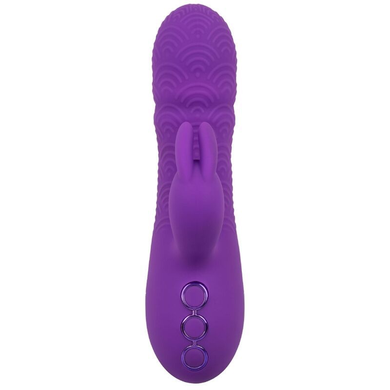 Lila Vibrator mit Hasenohren. Oberteil mit wellenförmigem Muster. Drei Knöpfe unten.