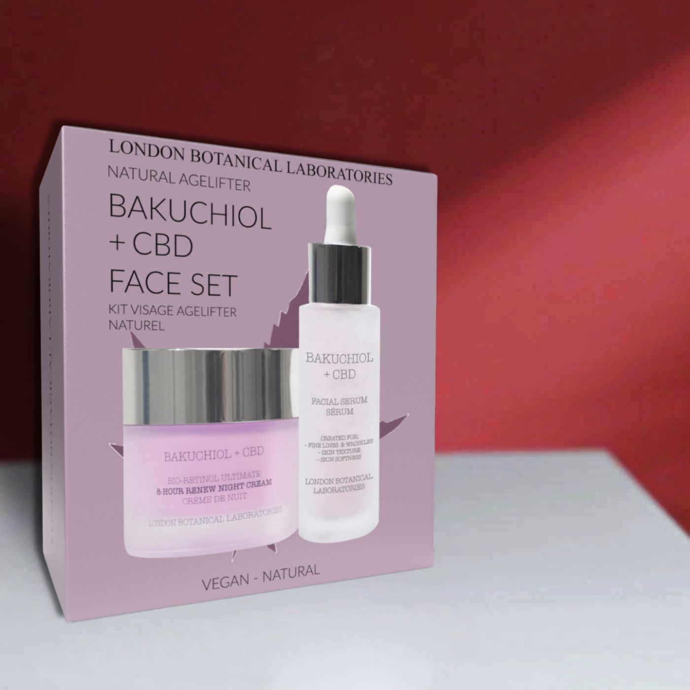 Gesichtsset mit Creme und Serum. Verpackung mit Produktnamen und Logo. Vegan- und Natur-Label.