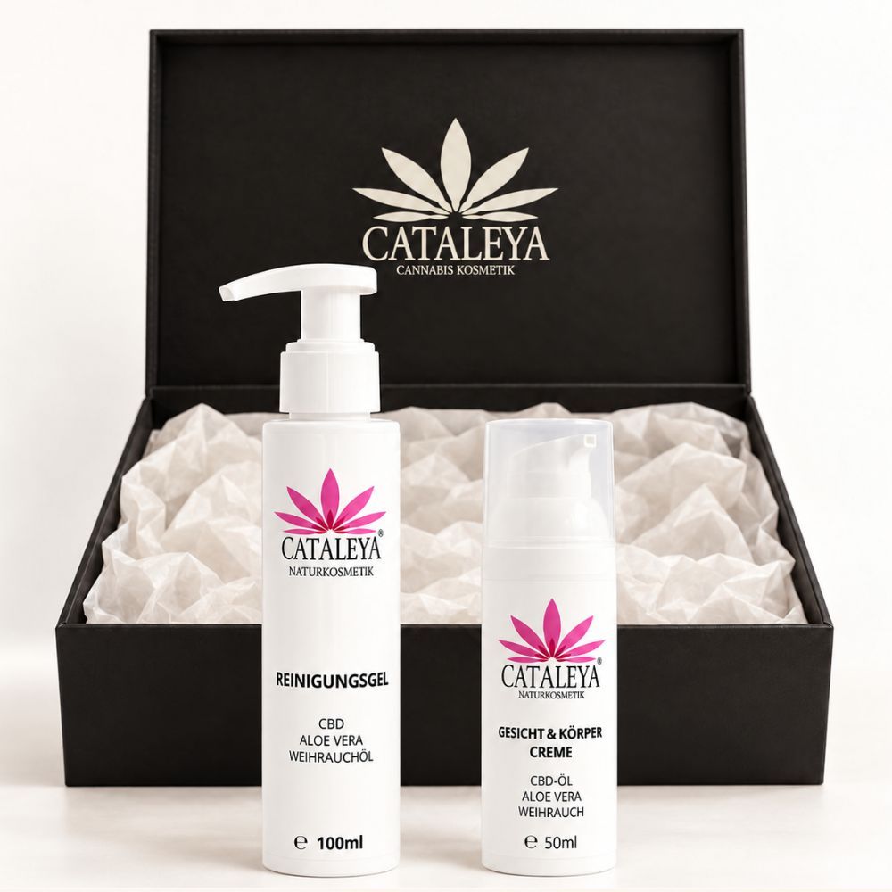 Geschenkbox mit zwei weißen Flaschen: Reinigungsgel und Gesichtscreme. Marke: Cataleya.