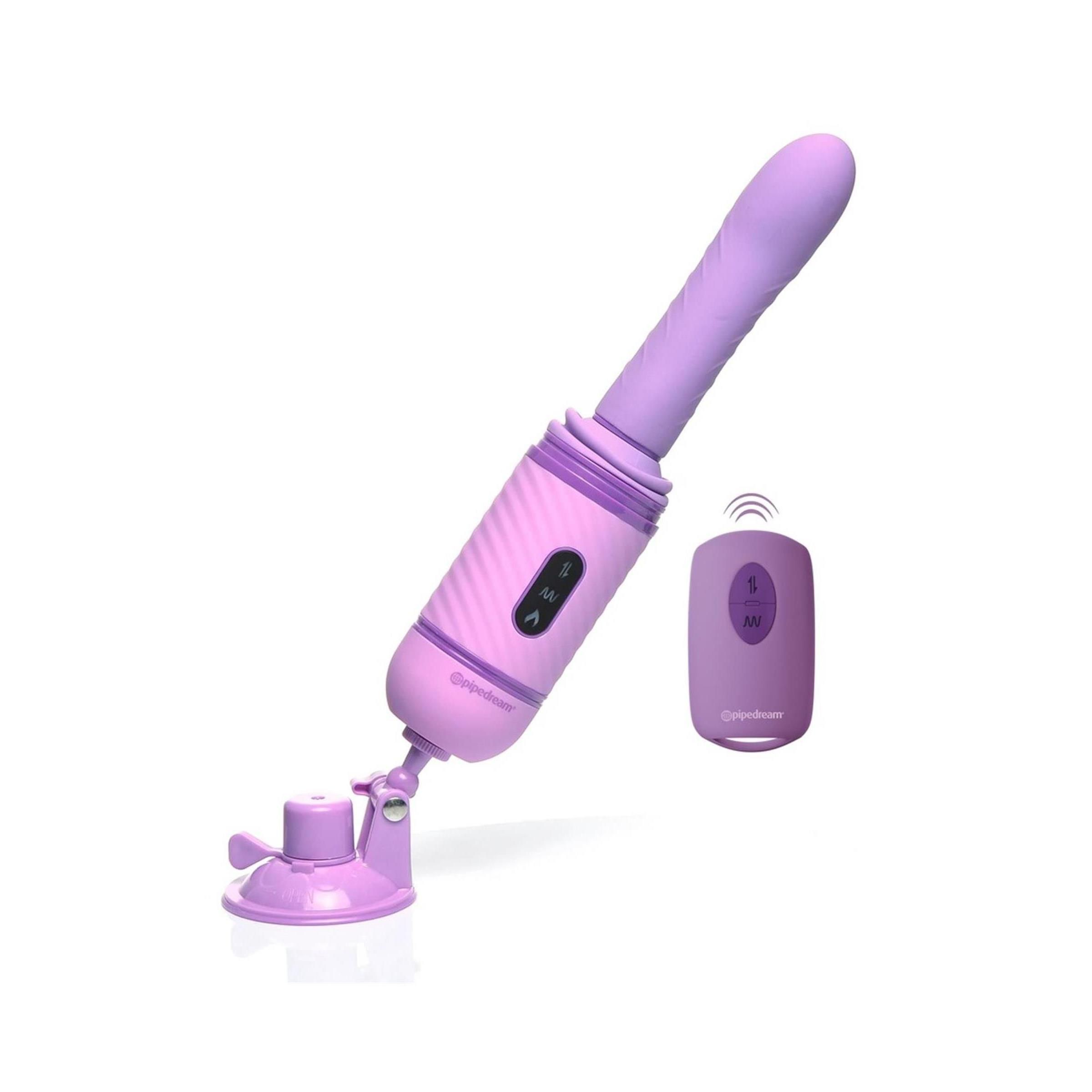 Lila Wellness-Produkt mit Saugnapf und Fernbedienung. Zylindrischer Körper, abgerundete Spitze. Marke: pipedream.