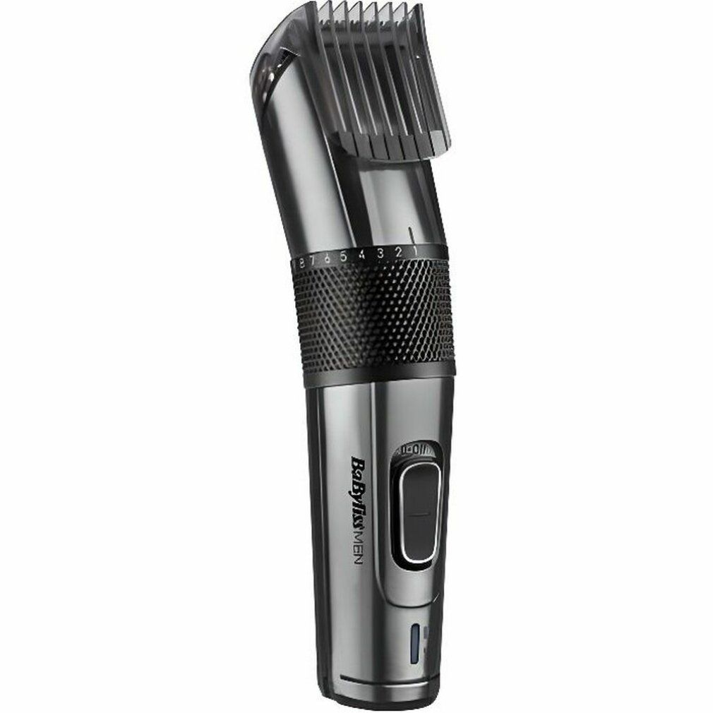 Haarschneider-Set mit Zubehör. Enthält Trimmer, Ladestation, Netzteil, Reinigungsbürste und Ölfläschchen. BaByliss MEN.