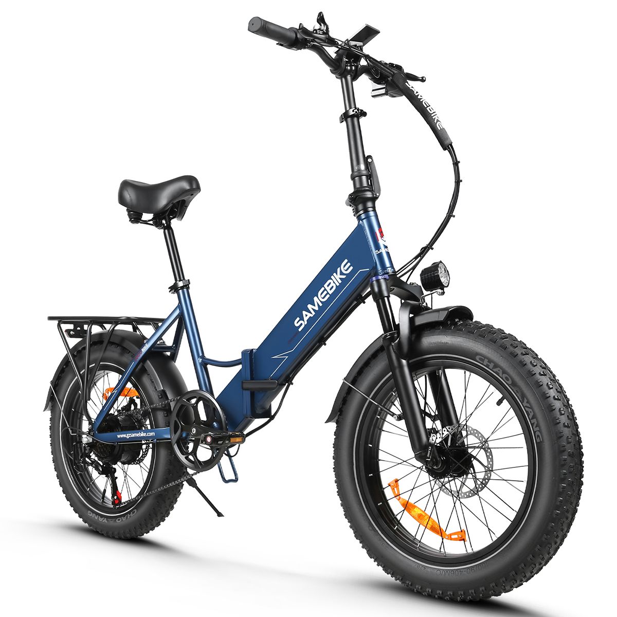 Blaues, zusammenklappbares E-Bike. Schwarze Reifen, Gepäckträger, Sattel. Marke SAMEBIKE.