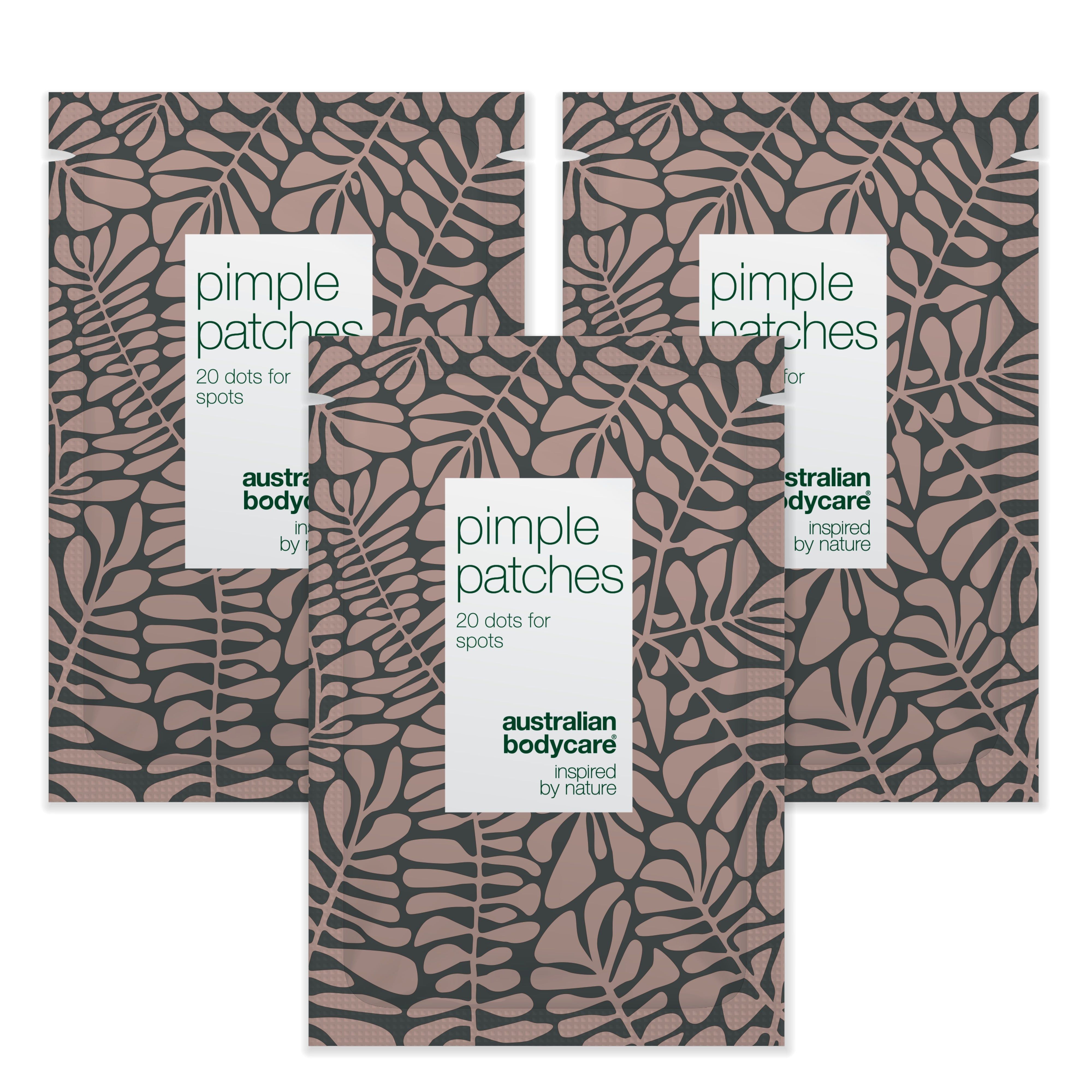 Mehrere Packungen Pimple Patches. Aufdruck mit Blättern und Produktinformationen.