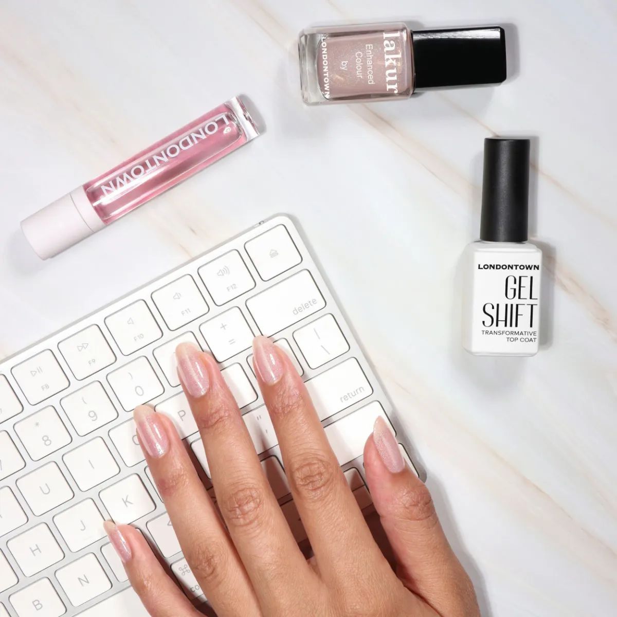 LONDONTOWN GelShift Top Coat zur Umwandlung von Nagellack in Gellack