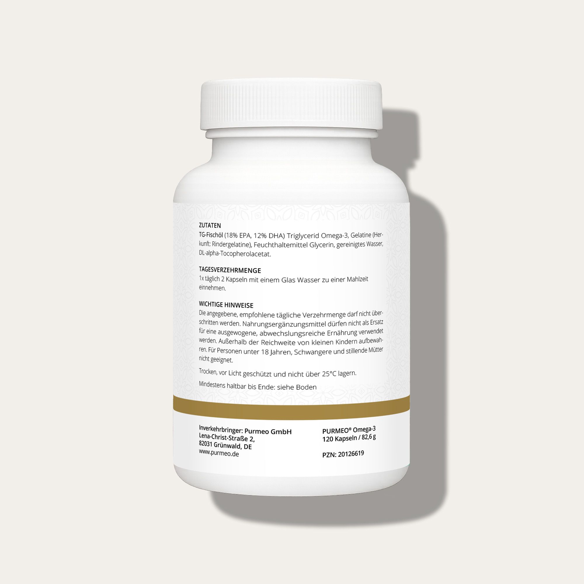 Weiße Flasche mit goldfarbenem Etikett. Zutatenliste, Tagesverzehrmenge, wichtige Hinweise. Text: PURMEO Omega 3, 120 Kapseln, Made in Germany.