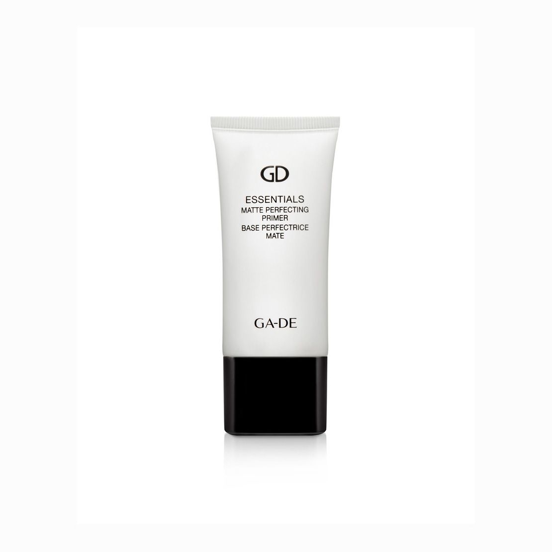 Ga-De Essentials Matte Perfecting Primer. Weiße Tube mit schwarzem Boden. Text: GD, Essentials, Base Perfectrice Mate. Marke: Ga-De.
