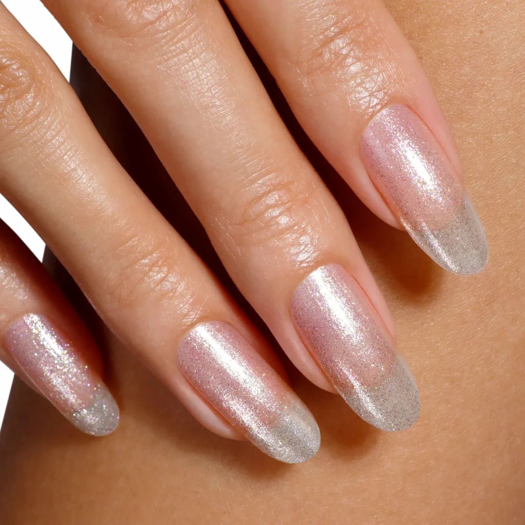 LONDONTOWN Kur Shimmering Nail Highlighter Mirror Ball aufhellender Nagellack