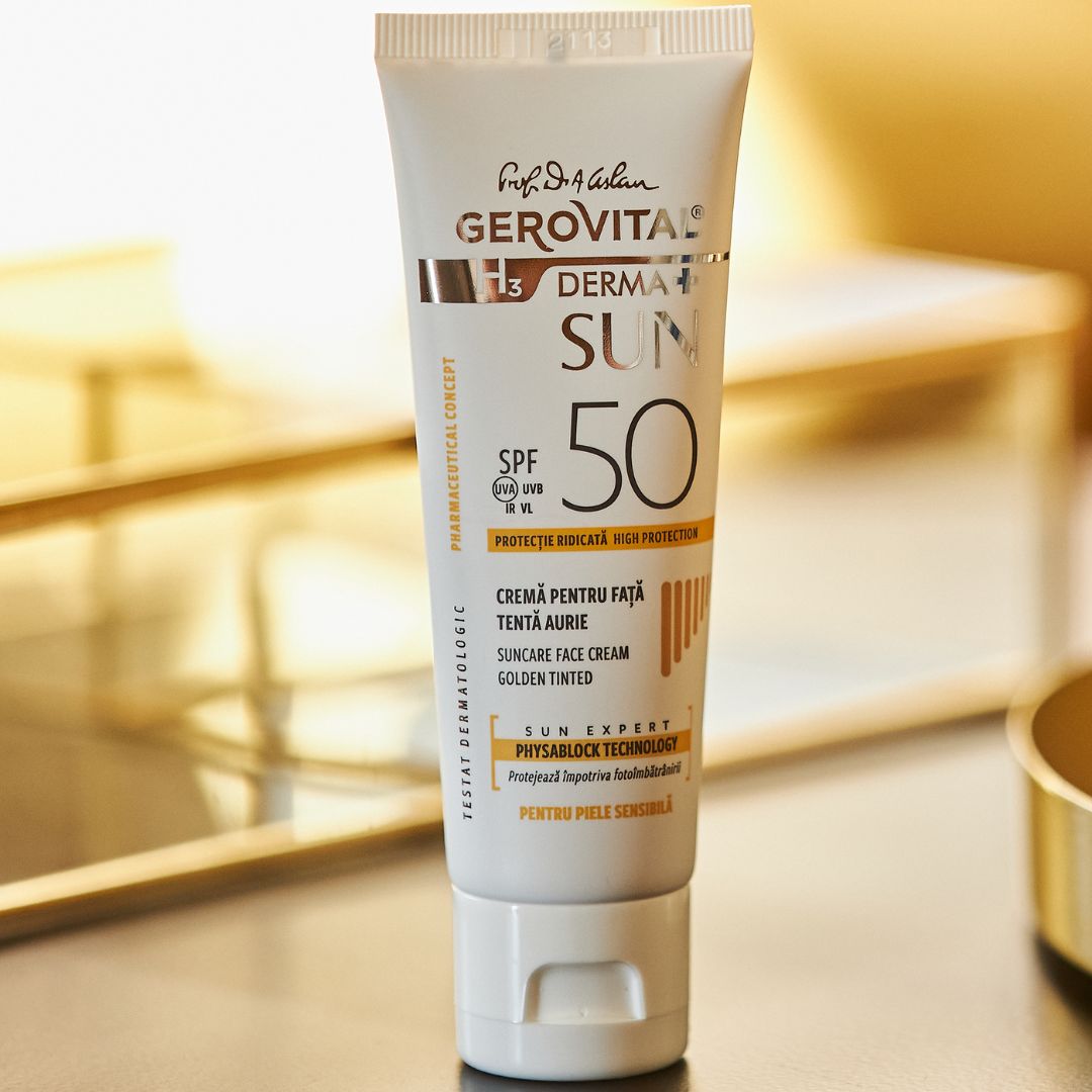 Weiße Tube Sonnencreme. Aufschrift: Gerovital H3 Derma+ Sun, SPF 50. Creme für Gesicht, getönt.